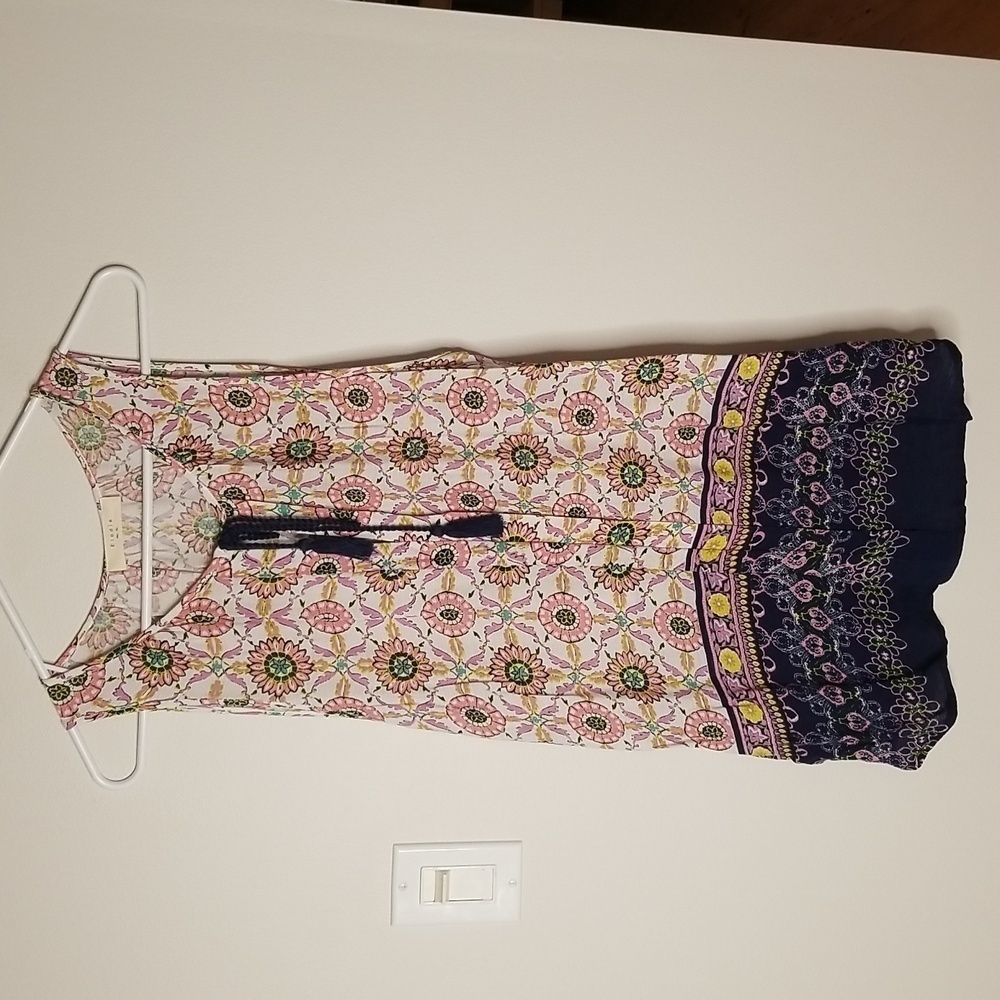 Elodie Women's boho sleeveless top with tie at neck